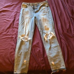 American Eagle mom jeans